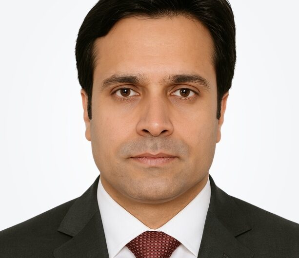 Dr. Zameer Farooq